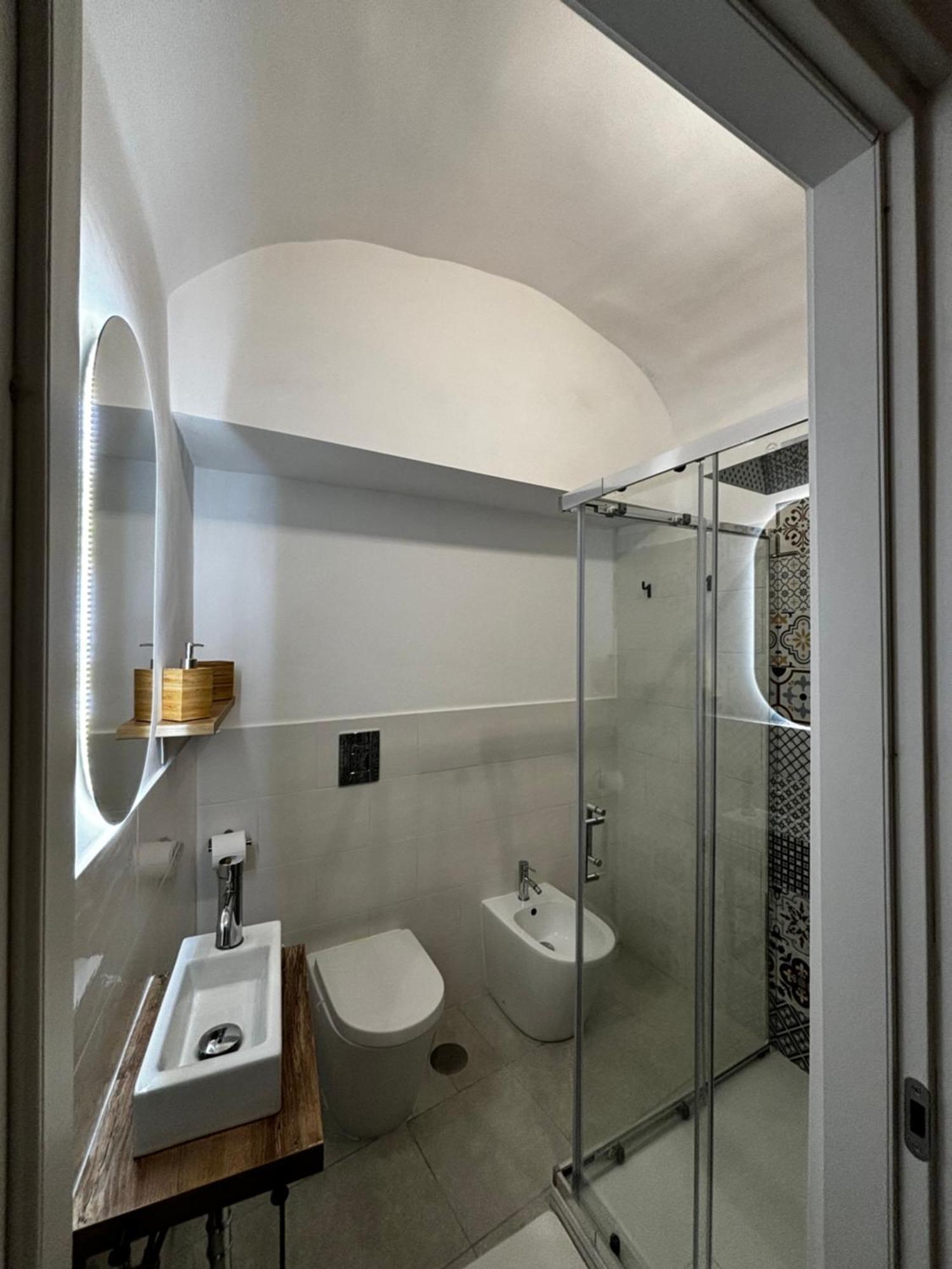 Apartment Perry's - Centro Storico Naples